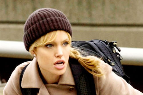 10 Actors Who Played Opposite Gender Roles Flawlessly Topbusiness