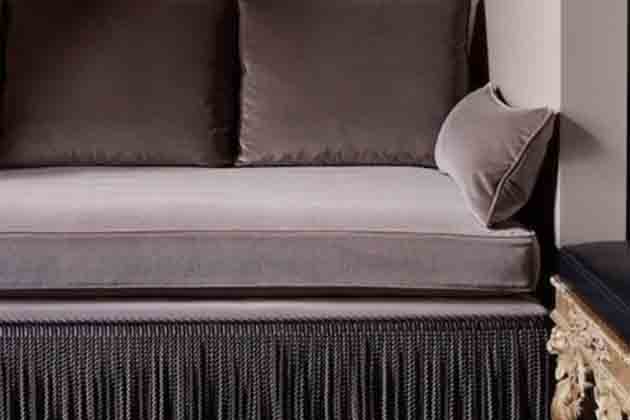 Sofas With Fringe Or Tassels