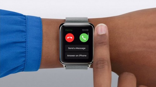 can you answer calls on apple watch series 4